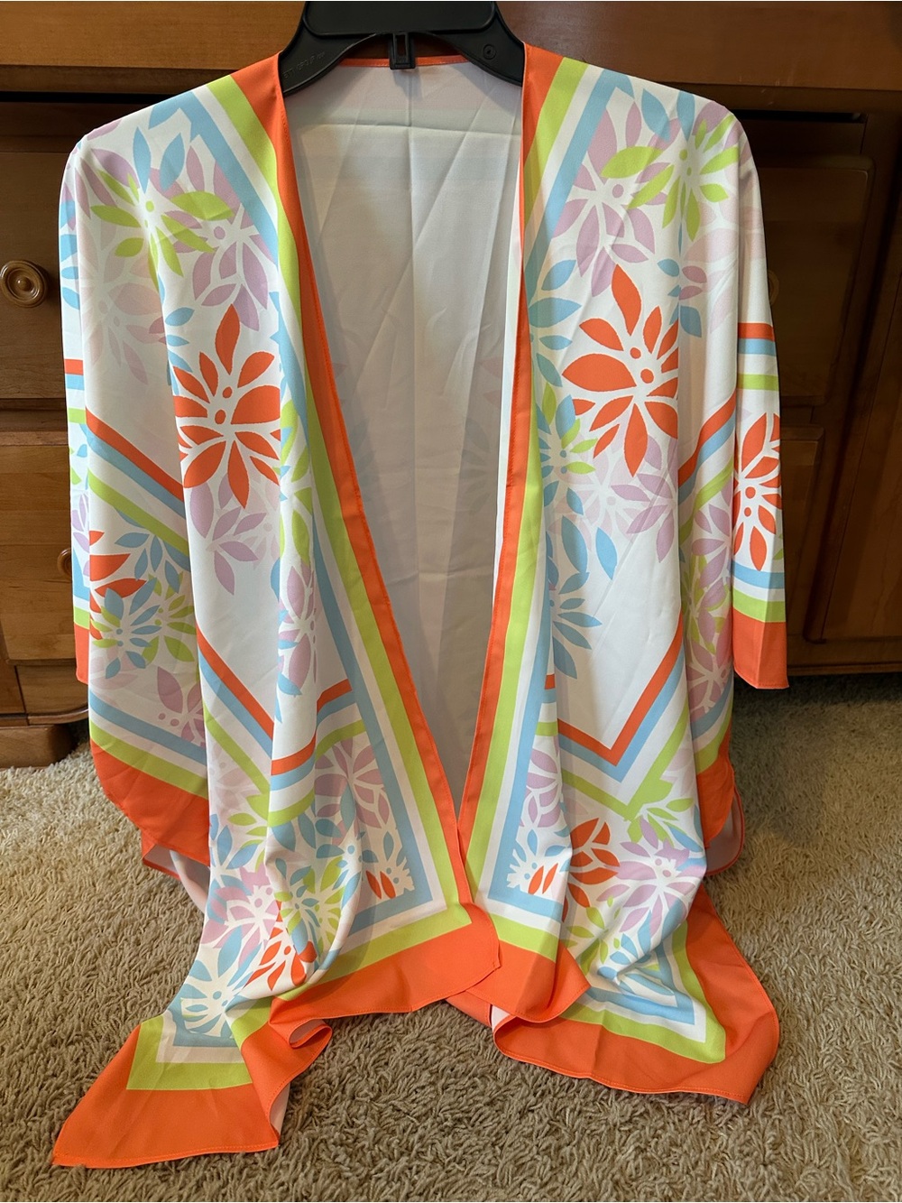 NWT COLORFUL KIMONO